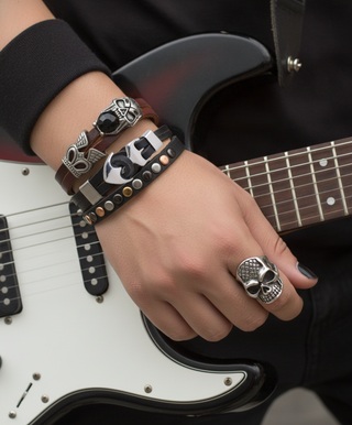 Skull Closure Bracelet