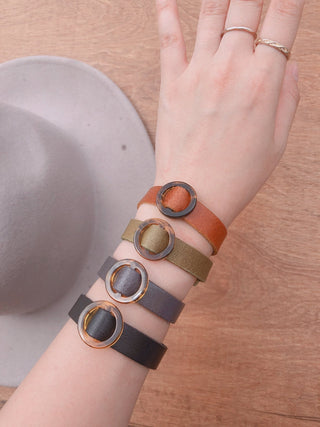 Circle Resin Ornament Bracelet with Snap Closure - Bracelet - mostwantedusa